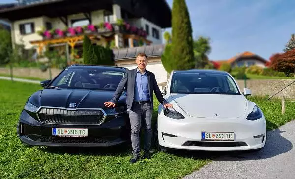Roland Bamberger compares two electric cars