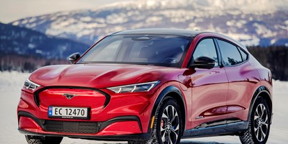 Electric cars - Aufbau: SUV - Ford Mustang Mach-E AWD Extended Range