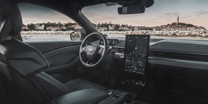 Elektroautos - Anhängerkupplung: verfügbar - Ford Mustang Mach-E GT