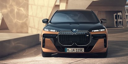 Electric cars - Apple CarPlay: serie - BMW i7 M70 xDrive