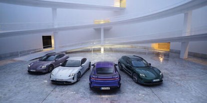 Electric cars - Porsche Taycan 4S Sport Turismo