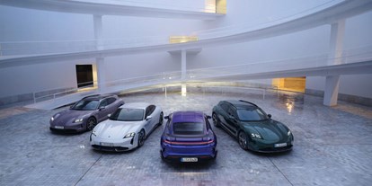 Electric cars - Porsche Taycan Turbo Sport Turismo