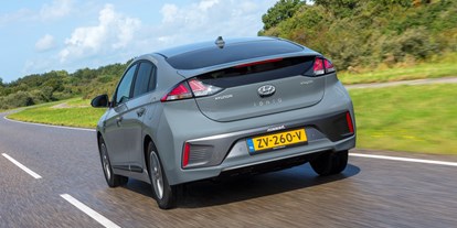 Electric cars - Aufbau: Limousine - Hyundai IONIQ Elektro