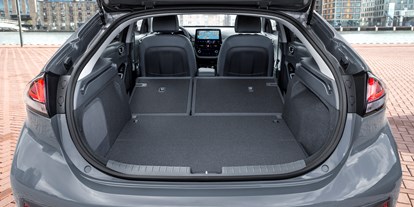 Elektroautos - Sitze: 5-Sitzer - Hyundai IONIQ Elektro