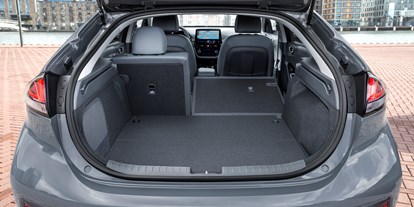 Elektroautos - Sitze: 5-Sitzer - Hyundai IONIQ Elektro