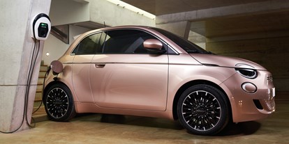 Elektroautos - Verfügbarkeit: Serienproduktion - Fiat 500 3+1