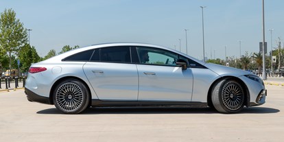 Electric cars - Ladeanschluss-Typ: CCS - Mercedes EQS AMG 53 4MATIC+