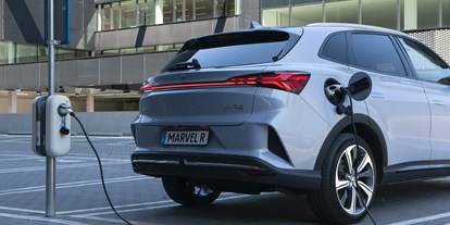 Electric cars - Position Ladeanschluss: Rechts hinten - MG Marvel R Performance