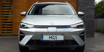 Electric cars - Position Ladeanschluss: Nase - MG MG5 Electric