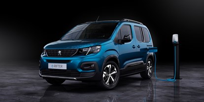 Elektroautos - Anhängerkupplung: verfügbar - Peugeot e-Rifter L2 50 kWh