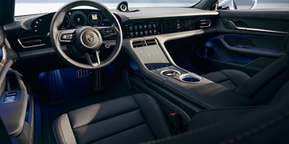Electric cars - Verfügbarkeit: Serienproduktion - Porsche Taycan Turbo
