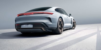 Electric cars - Verfügbarkeit: Serienproduktion - Porsche Taycan Turbo S