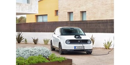 Electric cars - Apple CarPlay: serie - Honda e