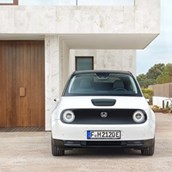 Electric car model - Honda e Advance