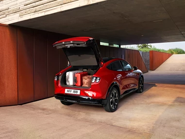 Elektroauto Modell: Ford Mustang Mach-E AWD Extended Range