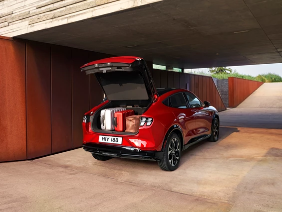 Elektroauto Modell: Ford Mustang Mach-E AWD Extended Range