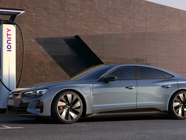 Elektroauto Modell: Audi e-tron GT quattro