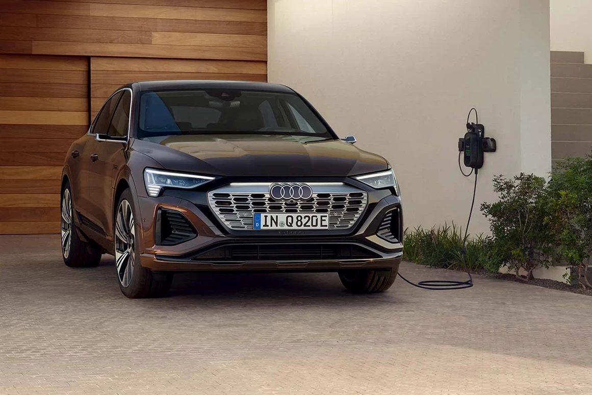 Elektroauto Modell: Audi Q8 Sportback e-tron 50