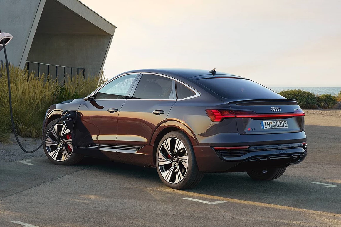 Elektroauto Modell: Audi Q8 Sportback e-tron 50