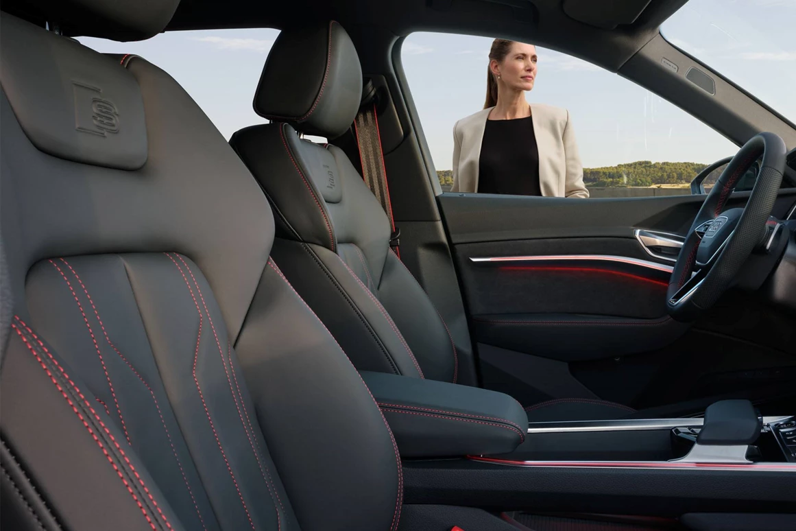 Elektroauto Modell: Audi Q8 Sportback e-tron 50