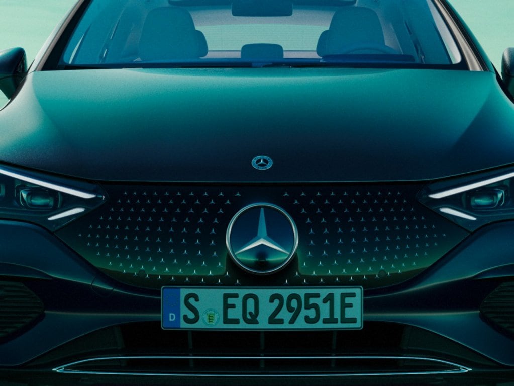 Elektrische auto's - Notrufsystem - Mercedes-Benz EQE 300