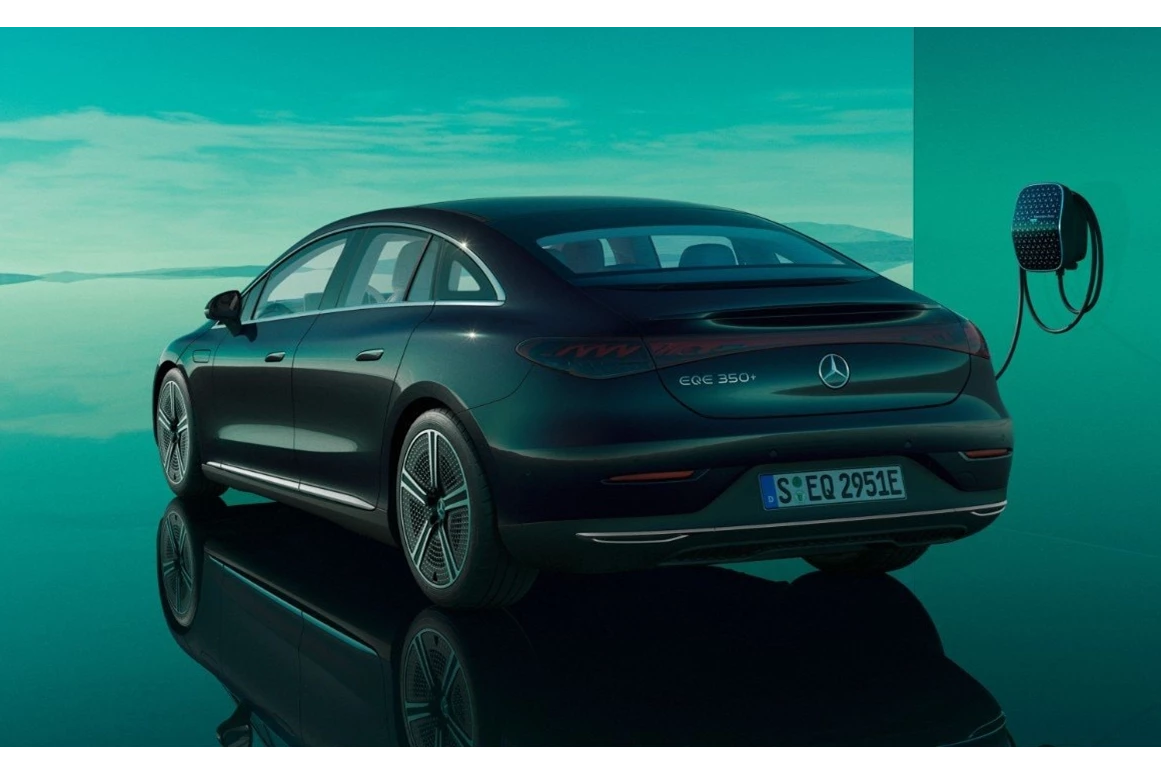 Elektroauto Modell: Mercedes EQE 350 4MATIC