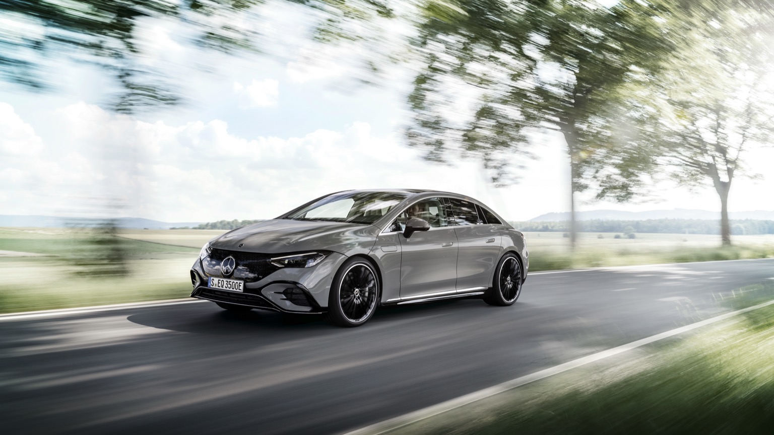 Elektrische auto's - Notrufsystem - Mercedes-Benz EQE 500 4MATIC