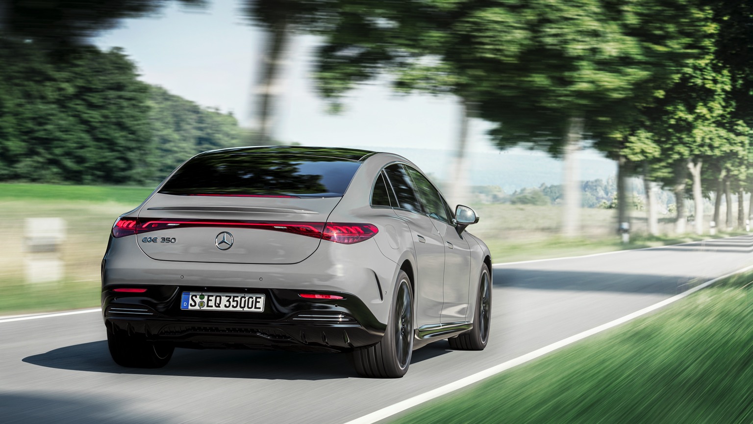 Elektrische auto's - Notrufsystem - Mercedes-Benz EQE 500 4MATIC