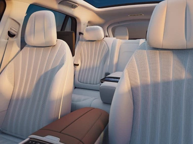 Elektroauto Modell: Mercedes EQS 450+ SUV