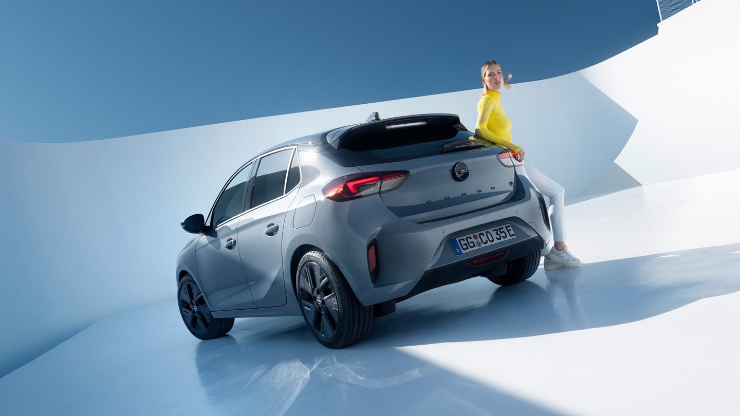 Elektrische auto's - Notrufsystem - Opel Corsa Electric 54 kWh
