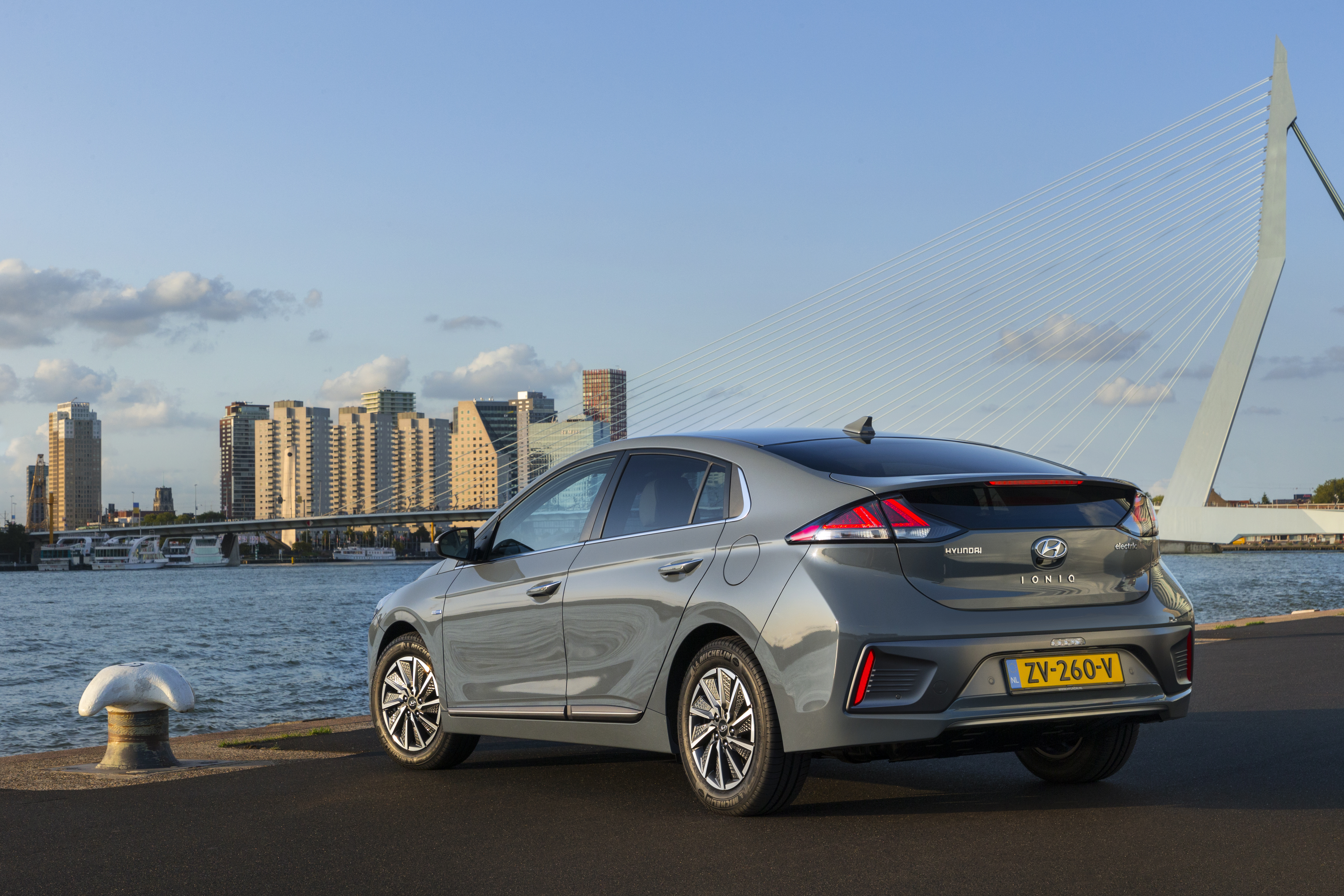 Elektrische auto's - Isofix - Hyundai IONIQ Elektro