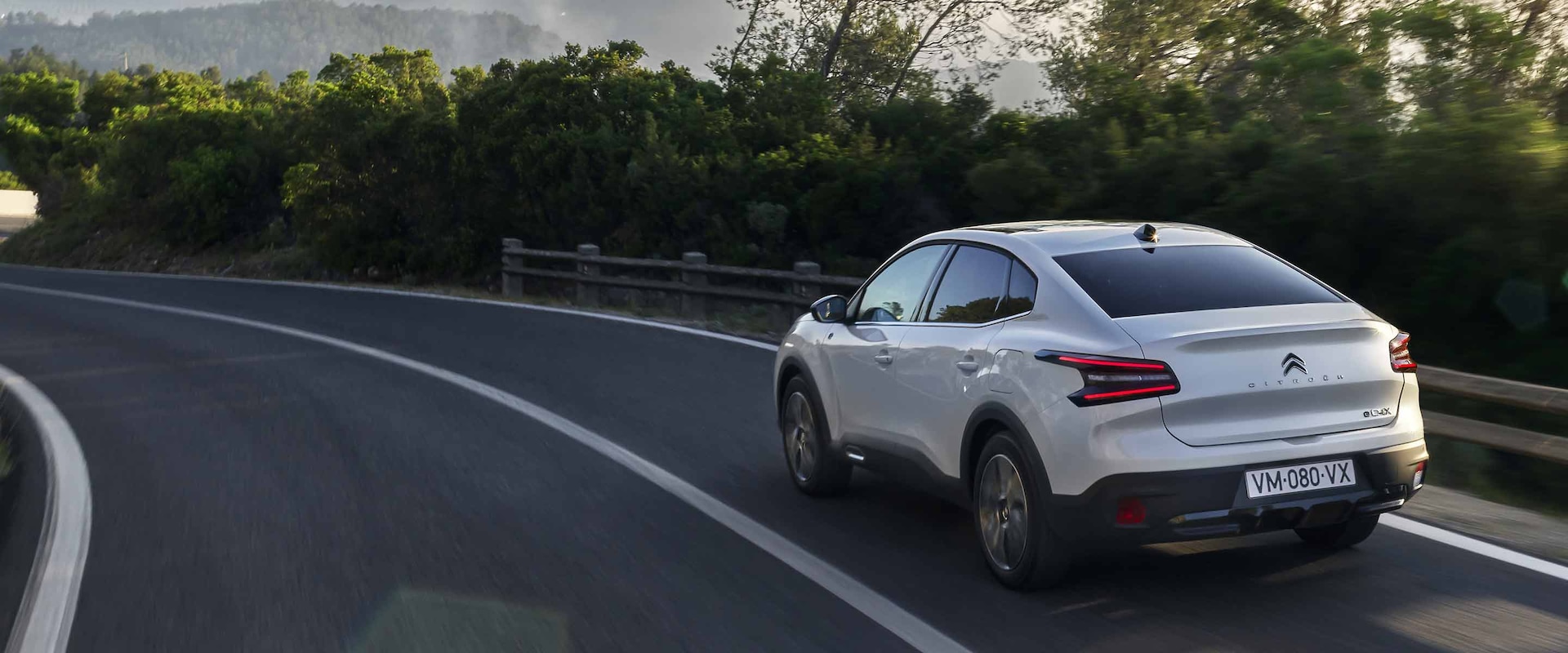 Elektrische auto's - Isofix - Citroen e-C4