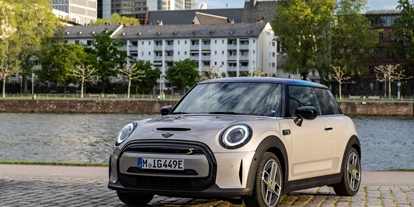 Electric cars - ESP - Mini Electric Cooper SE