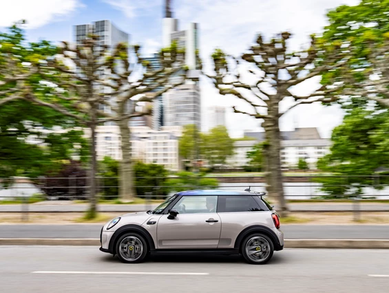 Elektroauto Modell: Mini Electric Cooper SE