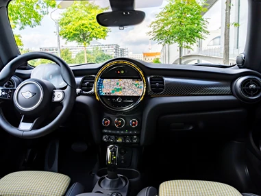 Elektroauto Modell: Mini Electric Cooper SE