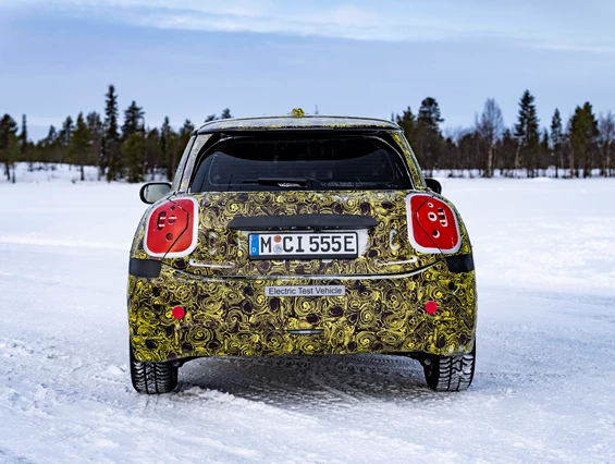 Elektroauto Modell: Mini Electric Cooper SE