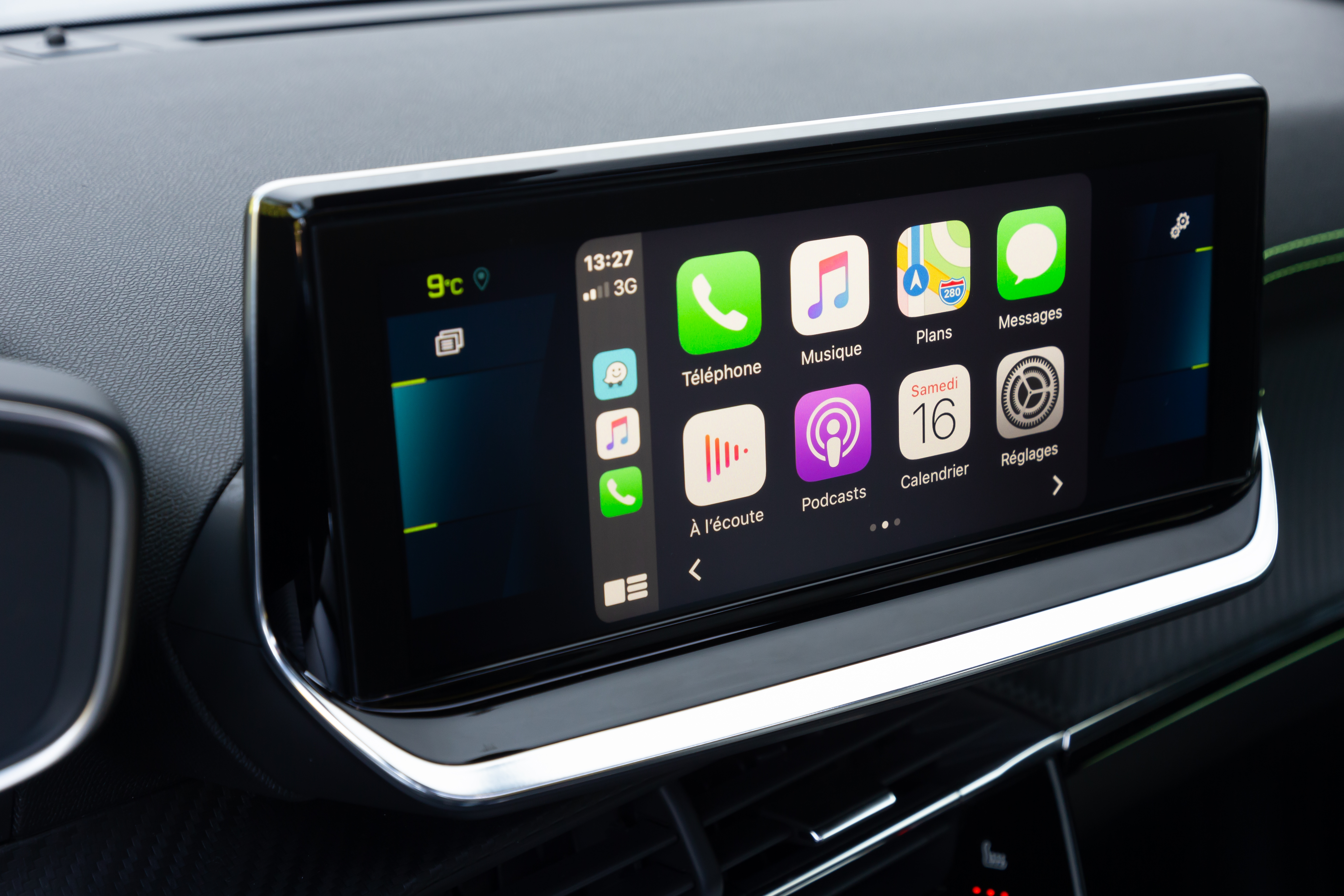 Elektroauto Modell: Peugeot e-2008