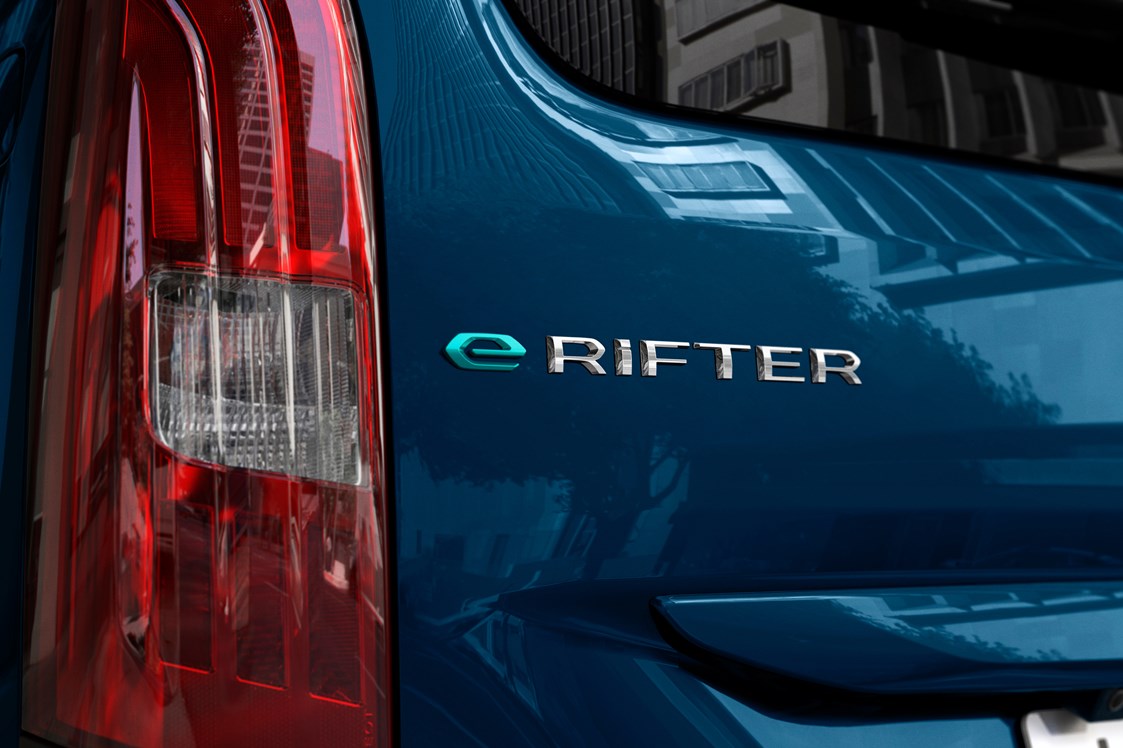 Elektroauto Modell: Peugeot e-Rifter L1 50 kWh