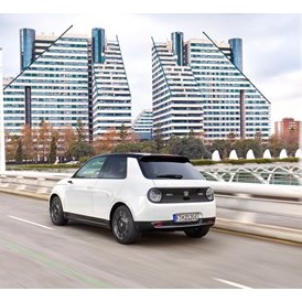 Elektroauto Modell: Honda e Advance