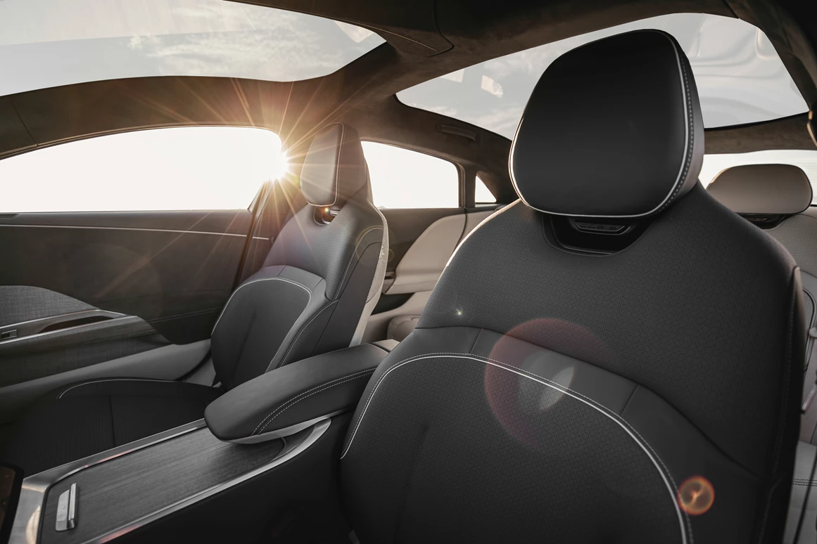 Elektroauto Modell: Lucid Air Grand Touring